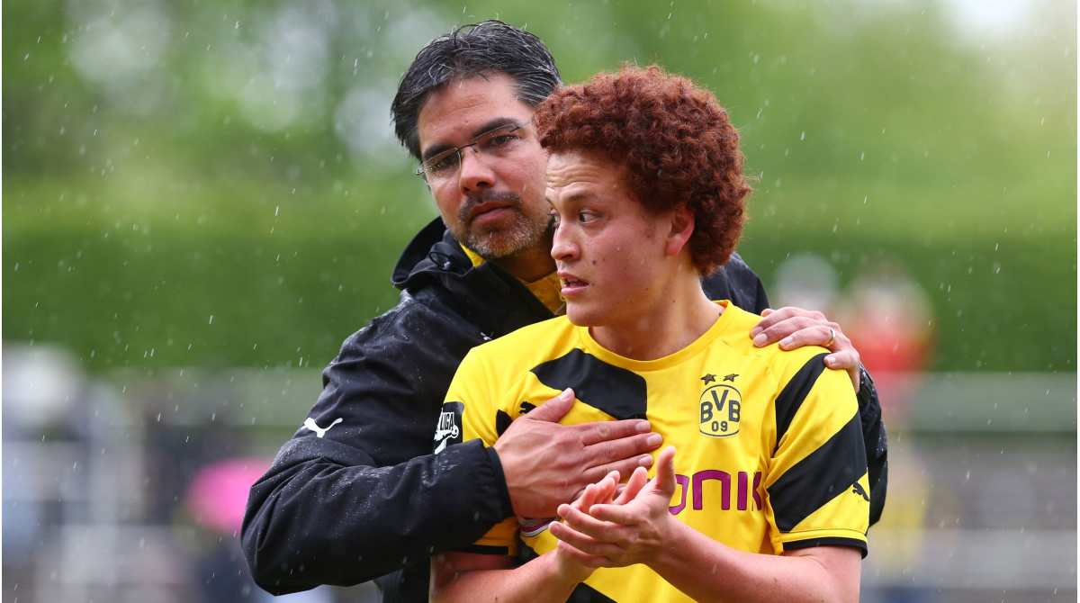 Photo of Amini: Der Kampf zwischen BVB-Talenten war „skrupellos“ – „Jeder für sich da draußen“