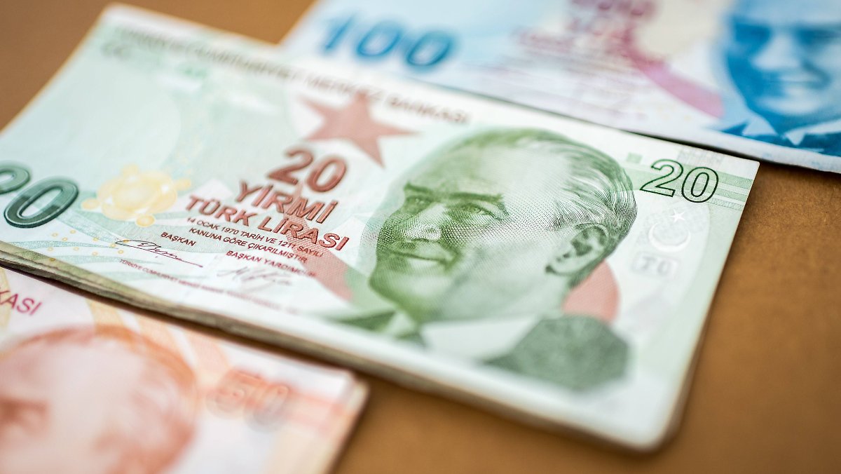 Photo of Erdogan hat ein Problem: Die türkische Lira fällt frei