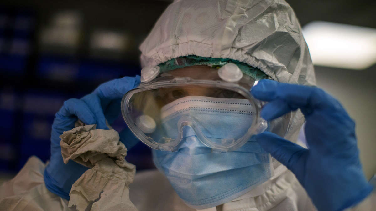 Photo of Coronavirus: Experten warnen vor extremen Langzeitfolgen – auch bei leichten Symptomen: „Nie zuvor“