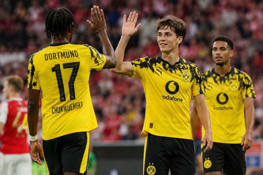 BVB gewinnt Testspiel beim FC Arsenal – Teenager Karetsas trifft in London BVB gewinnt Testspiel beim FC Arsenal – Teenager Karetsas trifft in London